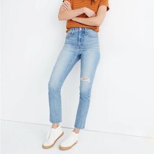 Madewell The Perfect Vintage Distressed Knee Raw Hem Jean Size 28